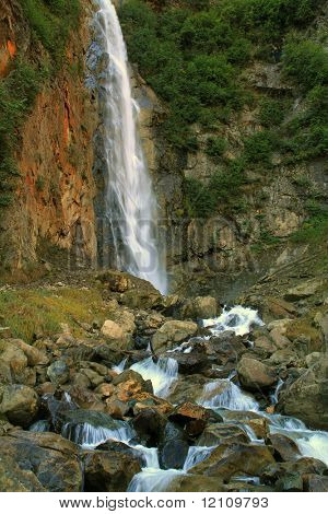 Yksi osa Twin Falls, Smithers BC Kanada