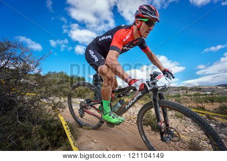 Participating in Chelva MTB XCO open