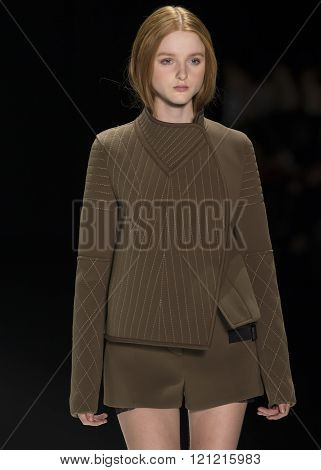 Vera Wang - Fall Winter 2016 Collection