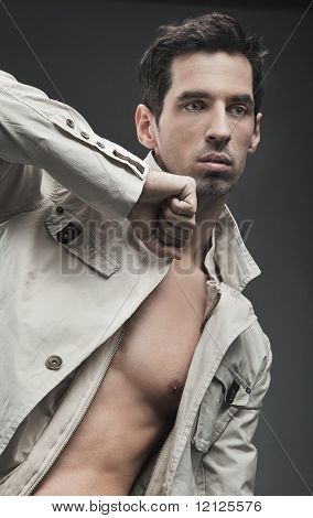 Studio Portrait eines handsome Guy