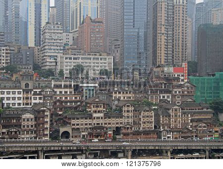 Hongyadong is the most famous scenic spot in Chongqing