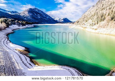 sylvenstein lake in bavaria germany alps mountains