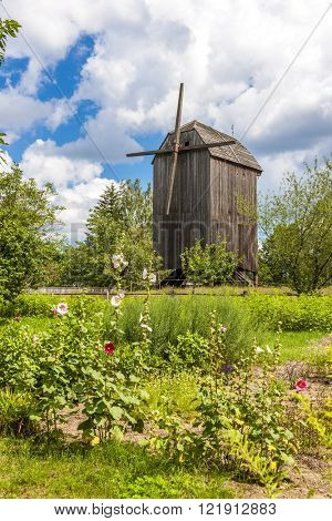 windmill, Kaszubski ethnographic park in Wdzydzki Park Krajobrazowy, Pomerania, Poland