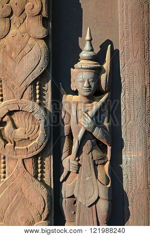 Little statuette. Shwe Inbin Abbey. Mandalay. Myanmar