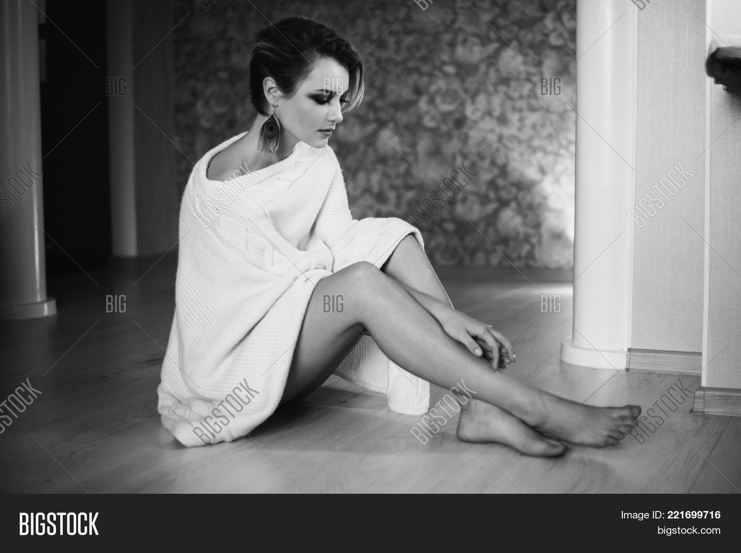 Black White Art Image \u0026 Photo (Free Trial)
