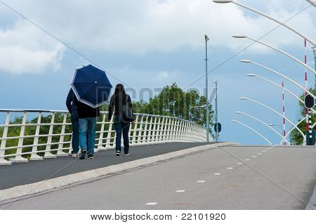 Современный мост