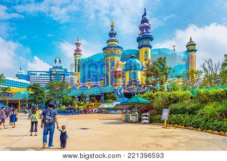 Zhuhai, Guangdong, China- Nov 9, 2017 : Ticket Of  The Zhuhai Chimelong Ocean Kingdom Park In Zhuhai
