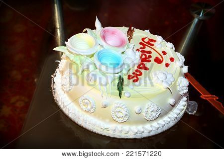 Celebrate Happy Birthday with stylish & Decorative Cake