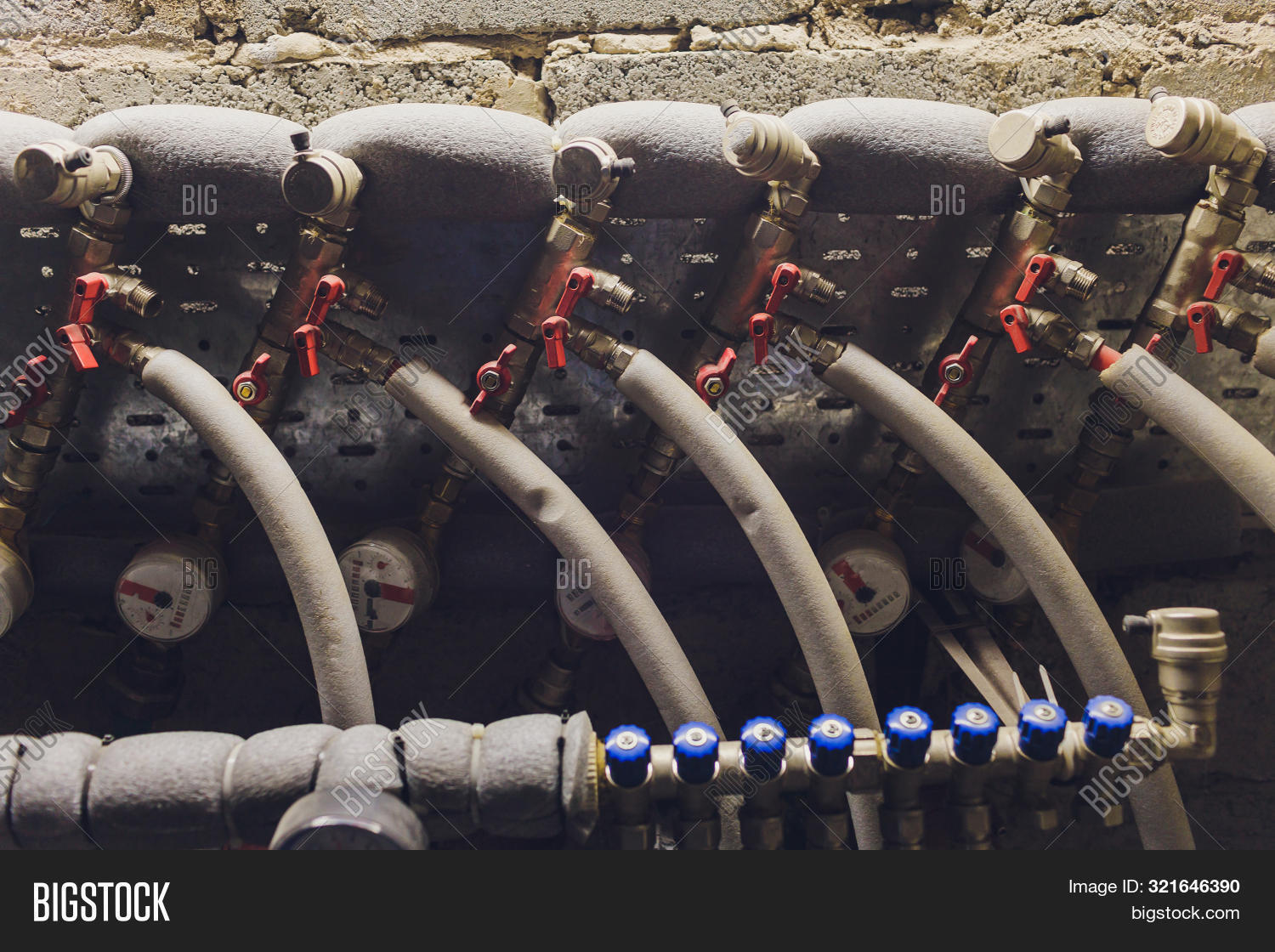 Closeup Manometer, Image & Photo (Free Trial) Bigstock