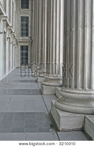 Edificio de corte académico
