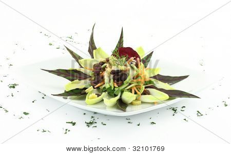 蔬菜沙拉配红豆