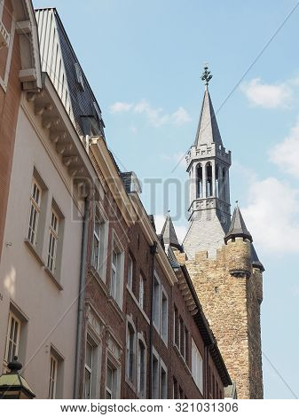 Turm Der Alte Pfalzanlage (tower Of Old Palatinate) In Aachen