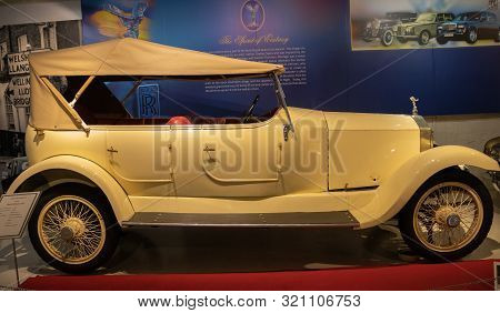 Old Unique Models Vintage Cars