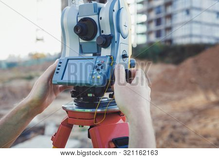 Optical Level. Engineering-geological Studies. Topographic Survey. Topography