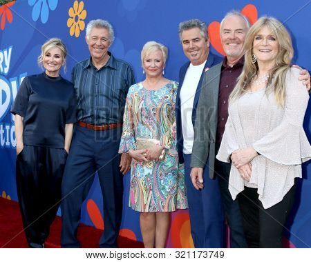 LOS ANGELES - SEP 5: McCormick, Williams, Eve Plumb, Christopher Knight, Mike Lookinland, Susan Olsen at the 