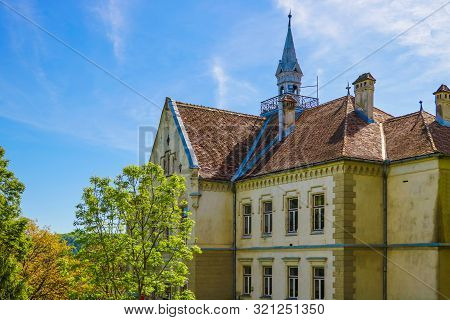 Sighisoara, Romania, May 13, 2019: A Picturesque Place Near Sighisoara City Hall. From This Place A 