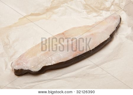 オヒョウのステーキ耐油包装紙を魚します。
