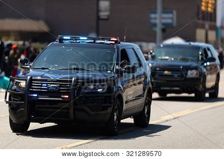 Benton Harbor, Michigan, Usa - May 4, 2019: Blossomtime Festival Grand Floral Parade, Michigan Polic