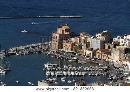 Castellammare Del Golfo, Italy - June 29, 2016: Overview Of The Seaside Town Of Castellammare Del Go