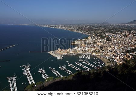 Castellammare Del Golfo, Italy - June 29, 2016: Overview Of The Seaside Town Of Castellammare Del Go