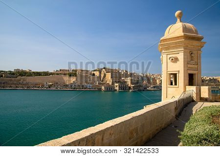 Malta Sightseeing. Maltese Landscapes. Guardiola Gardens. Observation Deck.