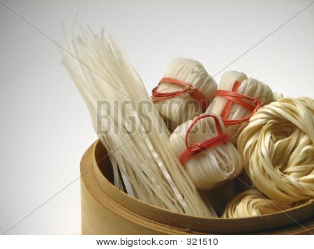 与意大利面食篮