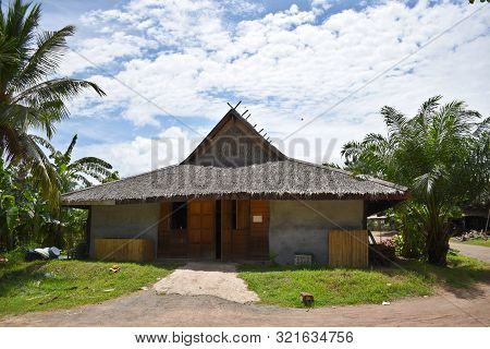 Kanchanaburi, Thailand, 09.09.2019: Beautiful Garden, Lake, Traditional Thai, Siamese Clothes, Build