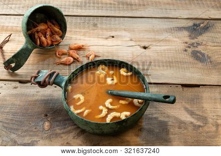 Shrimp Soup. Tomato Soup With Shrimp. Dish With Shrimp. Food On The Plate.