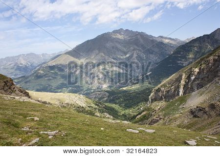 Paisaje de los Pirineos, Panticosa, España