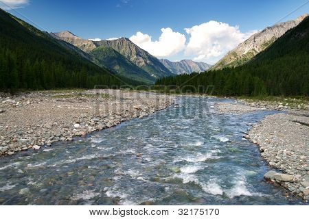 sumak fiume - montagne di sayan - Buriazia - russia