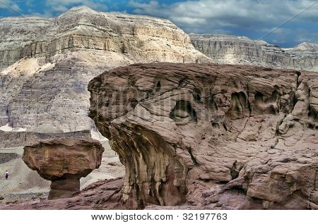 Formações geológicas e Parque deserto vale de Timna, Israel