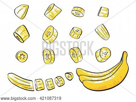 Bananas And Banana Slices, A Peeled Banana And A Bunch Of Bananas Isolated On White Background, Grun