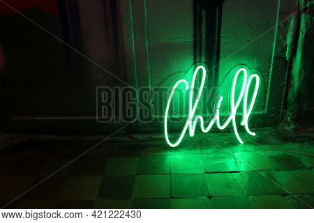 Green Neon Sign Chill. Trendy Style. Neon Sign. Custom Neon. Home Decor.