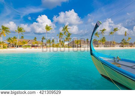 Inspirational Maldives Beach Design. Maldives Traditional Boat Dhoni And Perfect Blue Sea With Lagoo