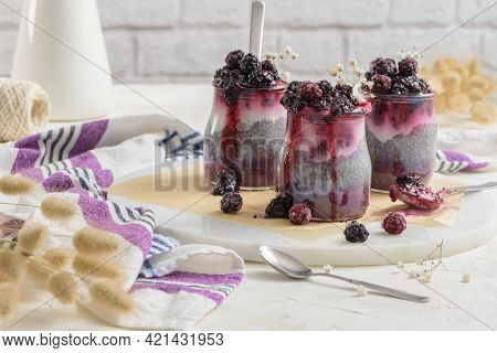 Chia Pudding With Blackberries
