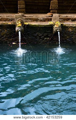 Çeşmeler Tirta Empul Tapınağı, Bali, Endonezya