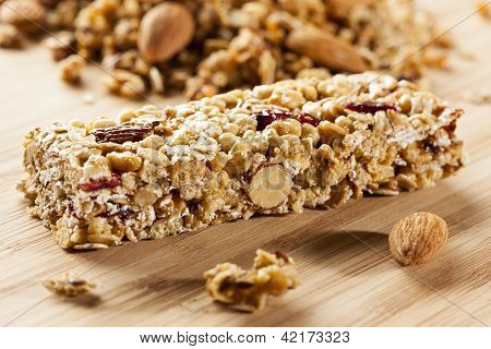 Organic Almond And Raisin Granola Bar