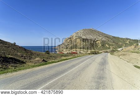 Road In Arid Areas. Kapsel Area, Crimea, Sunny Morning At The End Of April.