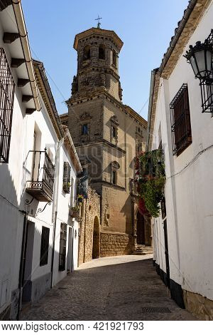 Baeza, Spain - September 07, 2020: Typical Streets In The Old Town Of Baeza With The Old University 