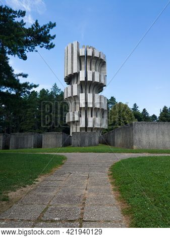 Mrakovica, Bosnia And Herzegovina-august 1, 2020:memorial Monument To The Revolution On Mrakovica, D