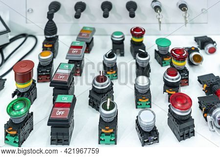 Various Push Button With Signal Lamp Indicator Or Pilot Lamp And Key Switch On Off Mono Level Switch