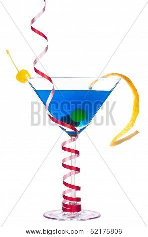 alcoholic cocktail with christmas decoraion