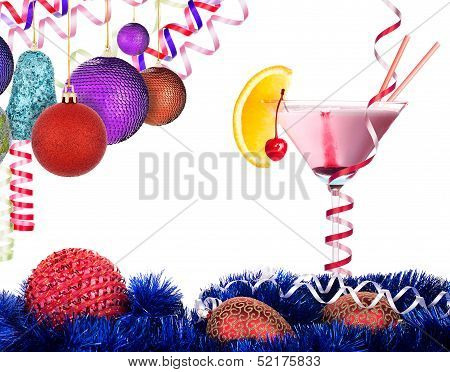 alcoholic cocktail with christmas decoraion
