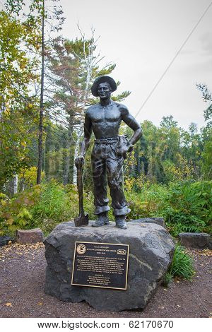 Civiian Conservation Corp Statue In Minnesota