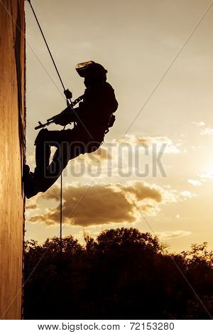 FRIES rappeling