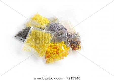 Plastic5 renkli boncuklar