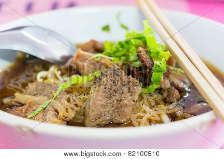 Thai Noodle With Beef