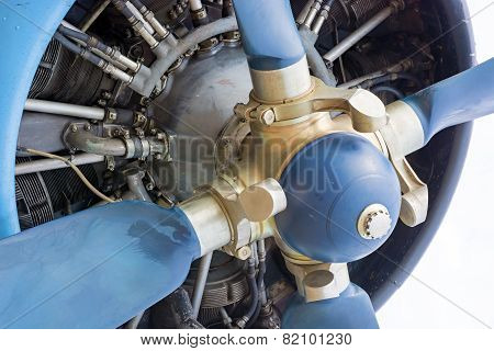 The Engine And Propeller Aircraft.