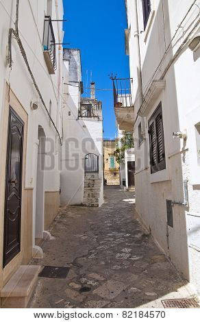 Alleyway. Fasano. Puglia. Italy.