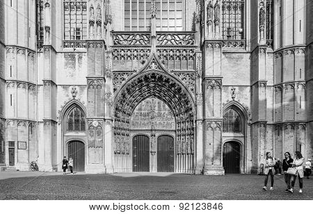 Antwerp, Belgium - May 10, 2015: Tourist Visit Cathedral Of Our Lady In Antwerp, Belgium.